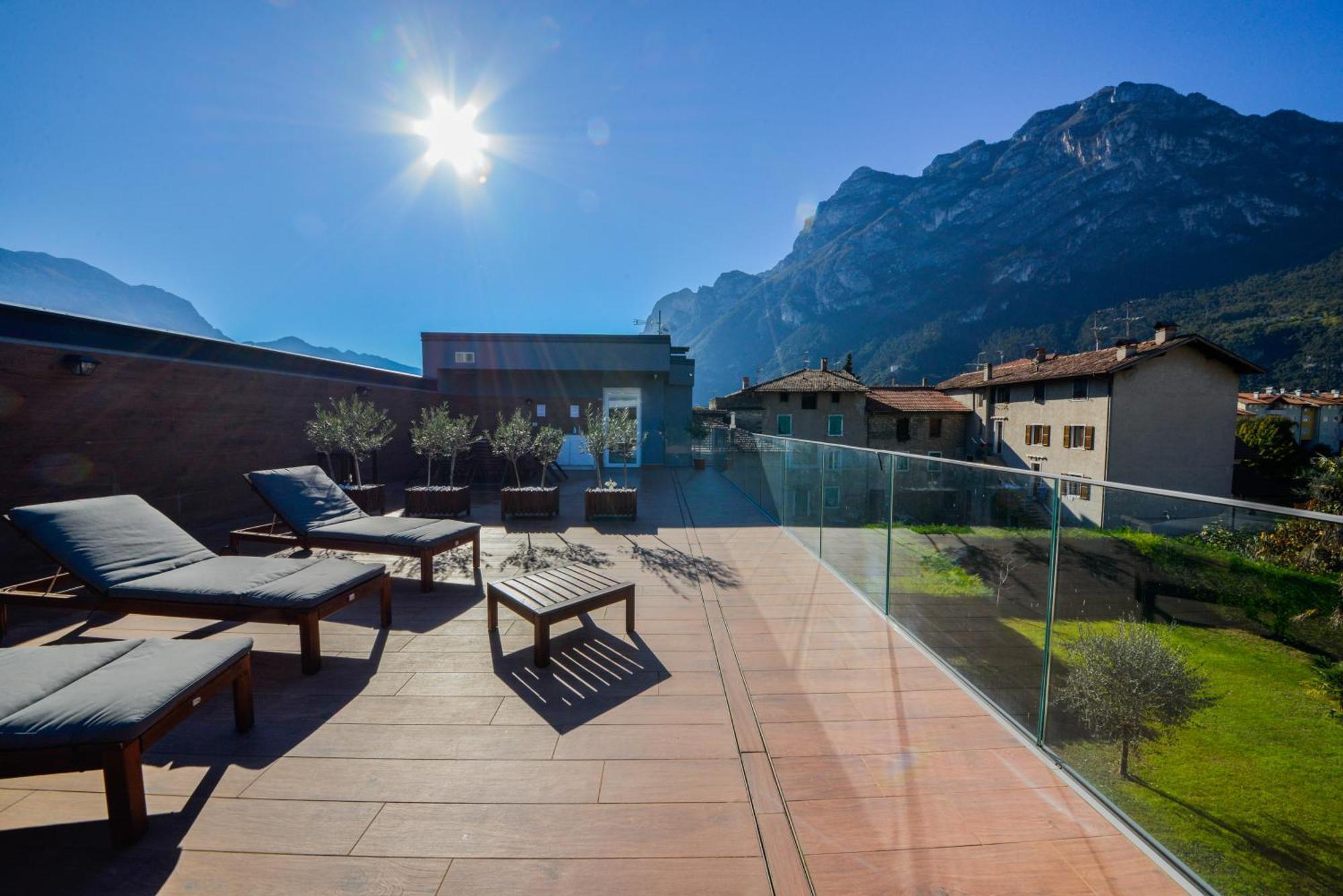Garda Family & Solarium Apartment Riva del Garda Exterior photo
