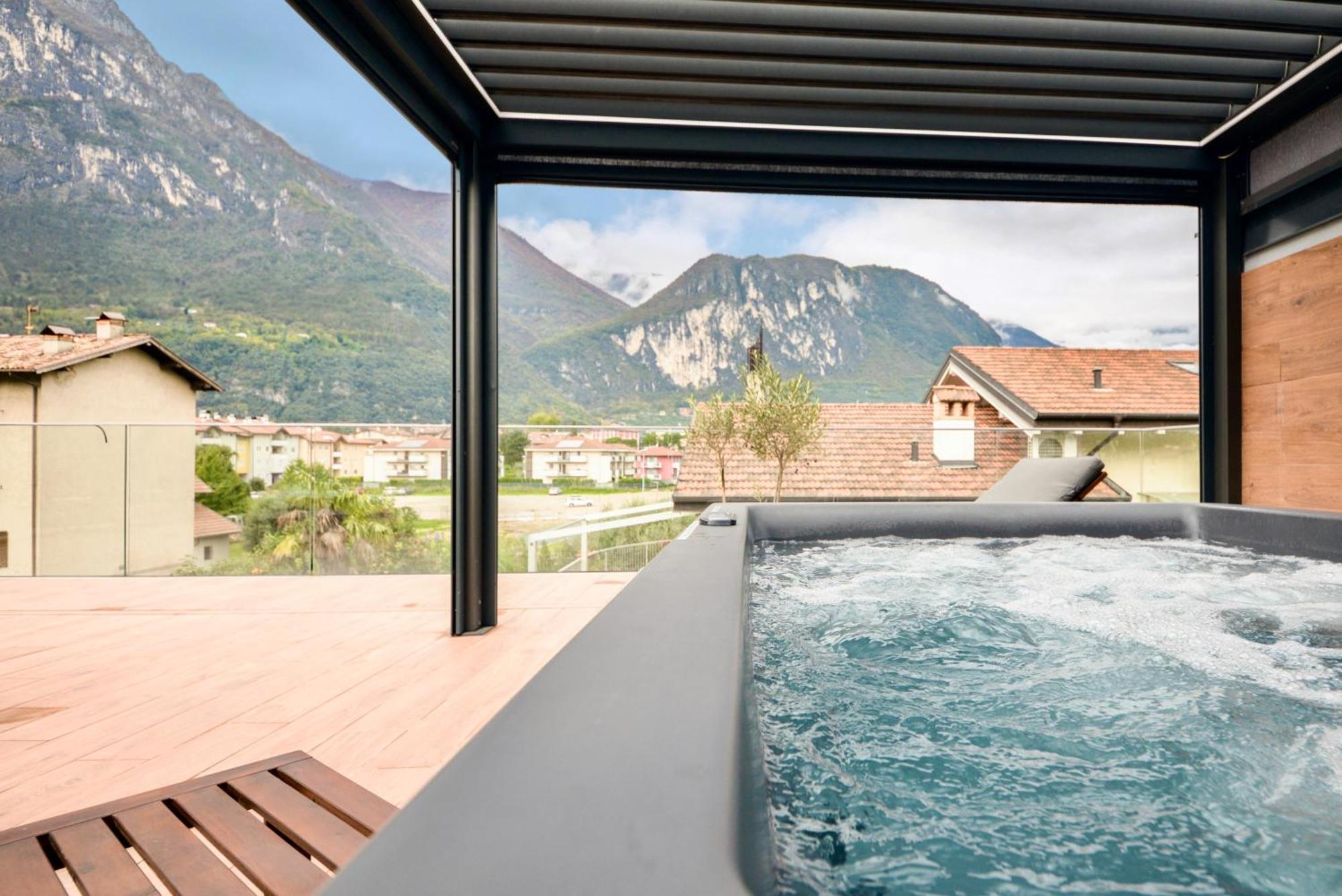 Garda Family & Solarium Apartment Riva del Garda Exterior photo