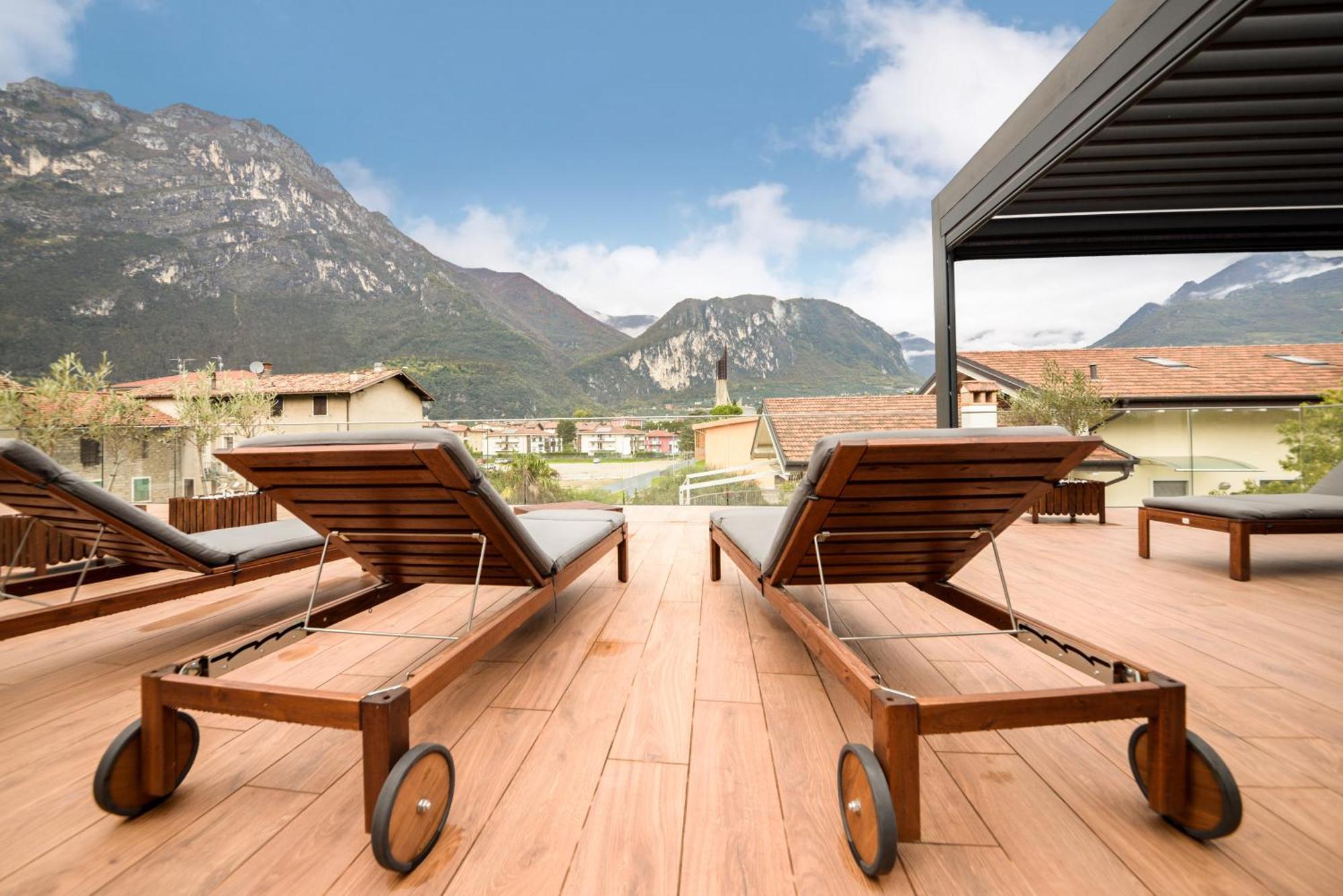 Garda Family & Solarium Apartment Riva del Garda Exterior photo