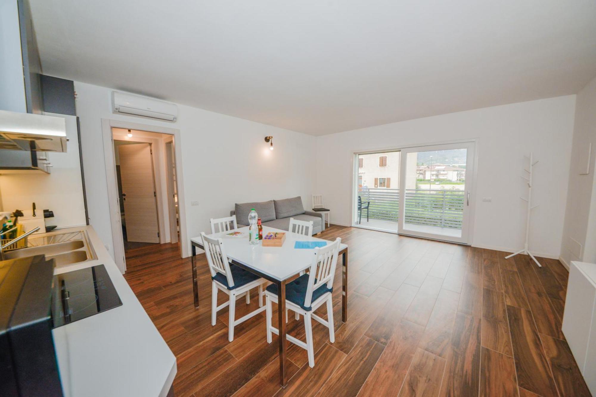 Garda Family & Solarium Apartment Riva del Garda Exterior photo