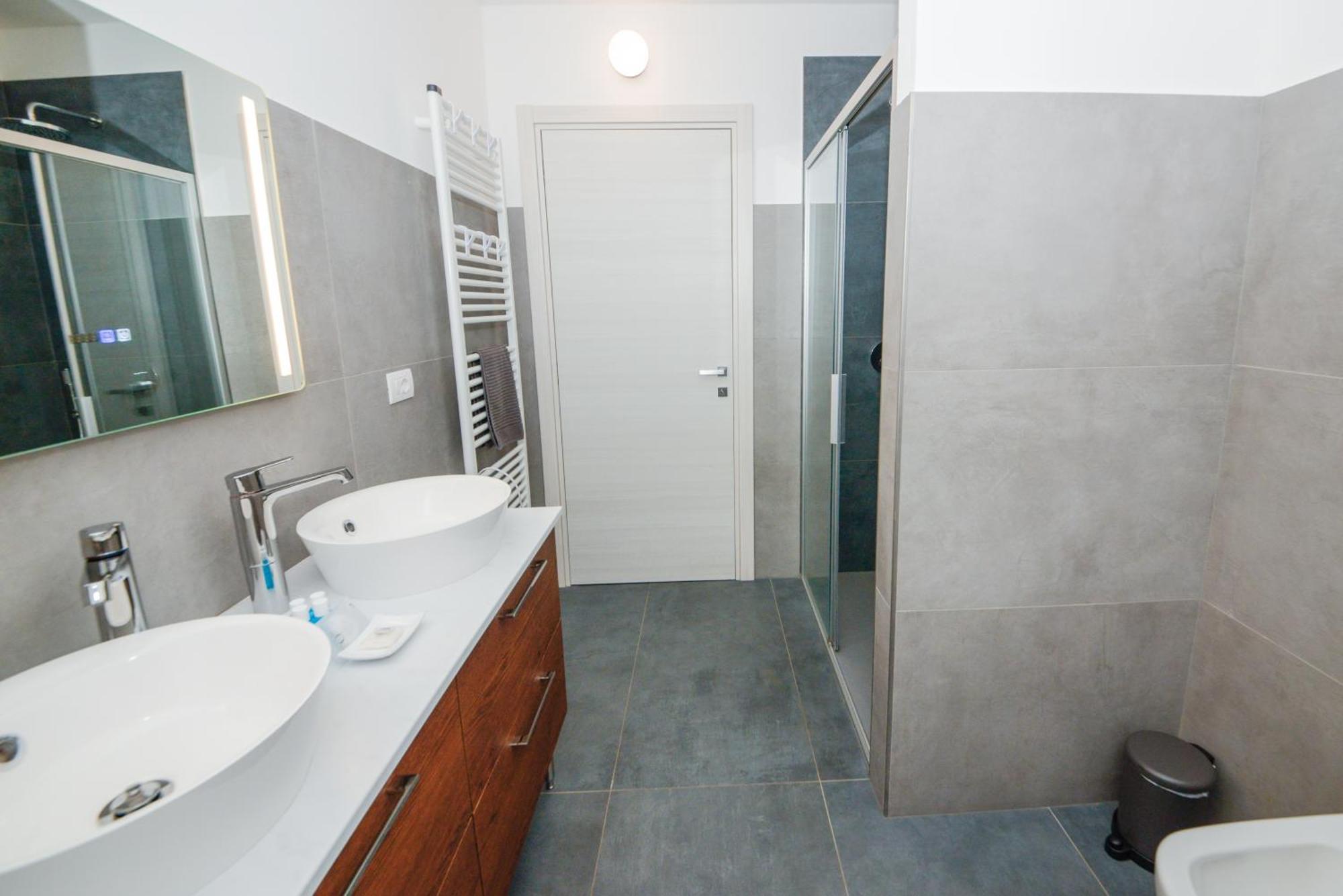 Garda Family & Solarium Apartment Riva del Garda Exterior photo