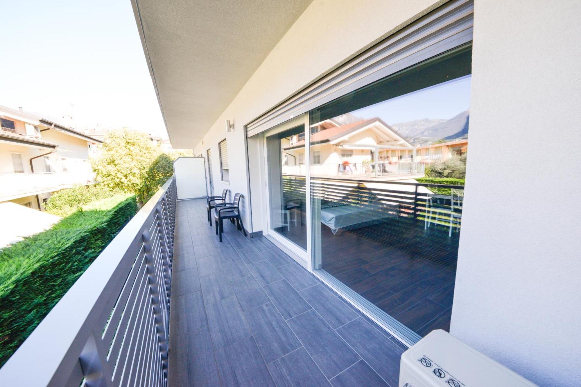 Garda Family & Solarium Apartment Riva del Garda Exterior photo